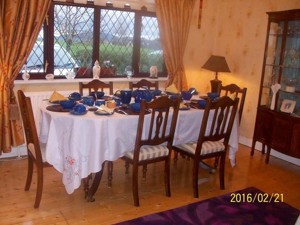 Krakow B&B Дандолк Экстерьер фото